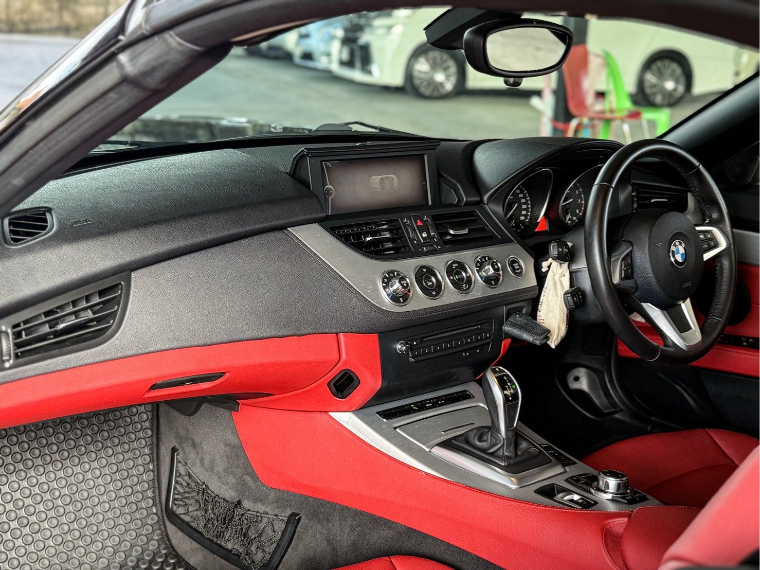 BMW Z4 2.0 sDrive20i M SPORT ปี 2011