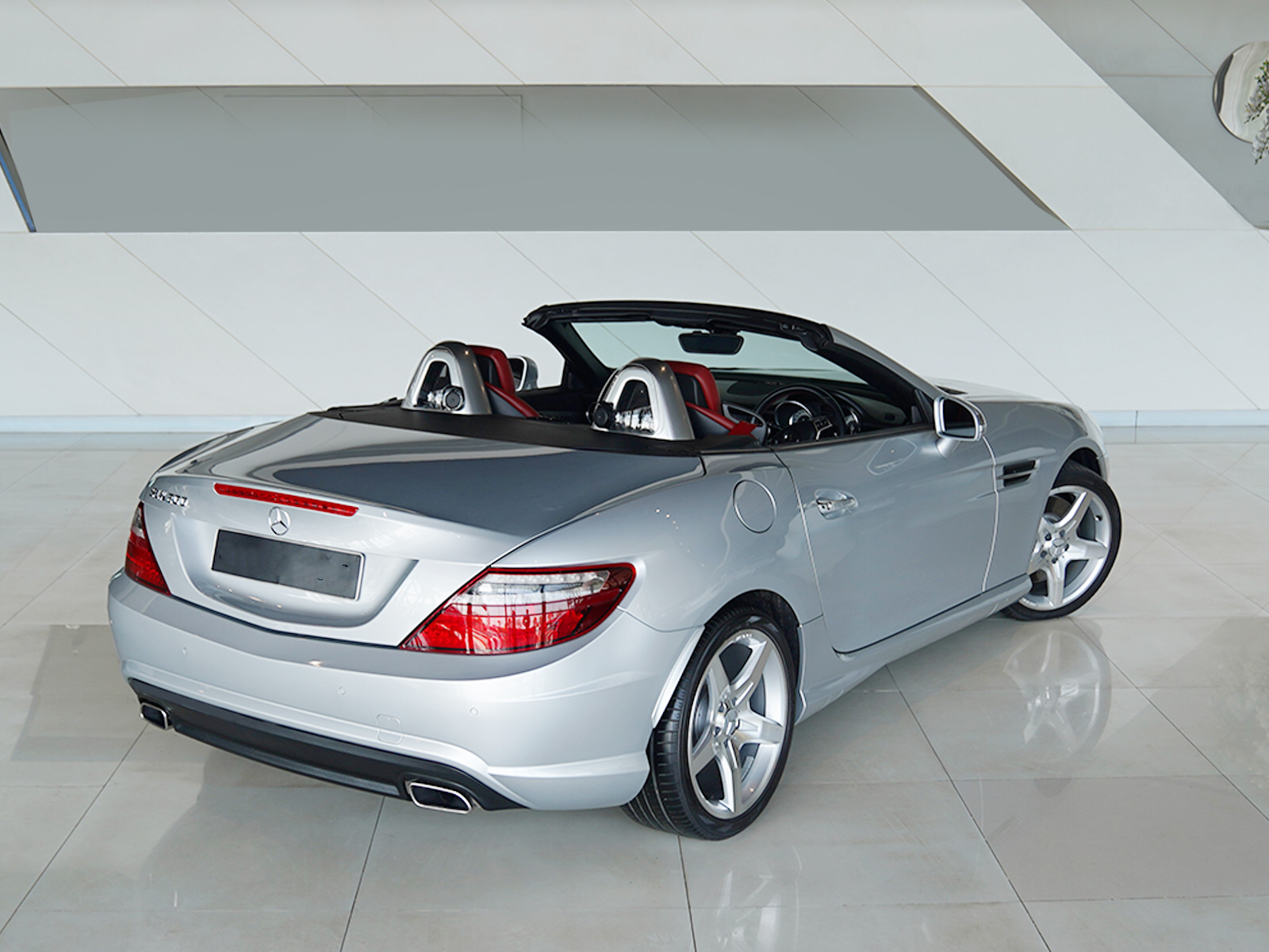 MERCEDES BENZ SLK200 AMG ปี 2011