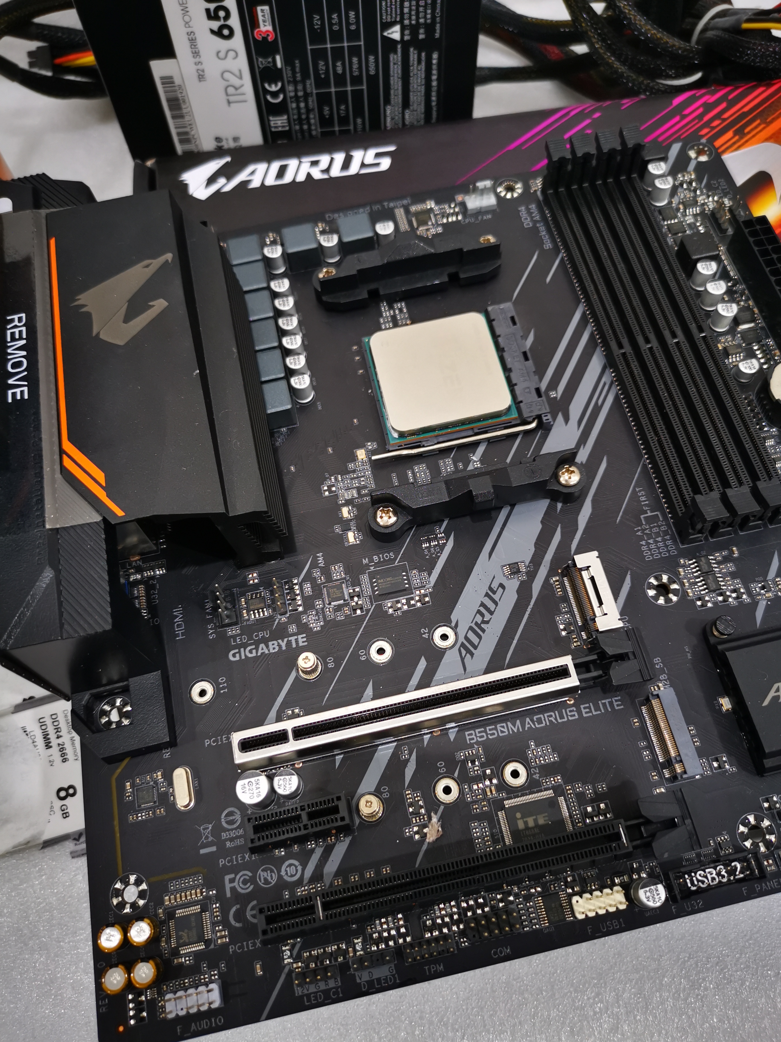ยกเซ็ต GIGABYTE B550M + R5 3600X