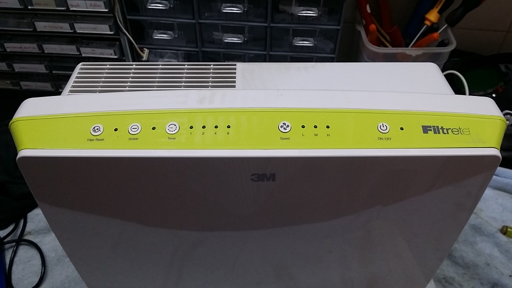 ซ่อมเครื่องฟอกอากาศ ยี่ห้อ 3M รุ่น MFAC-01 อาการพัดลมไม่หมุน