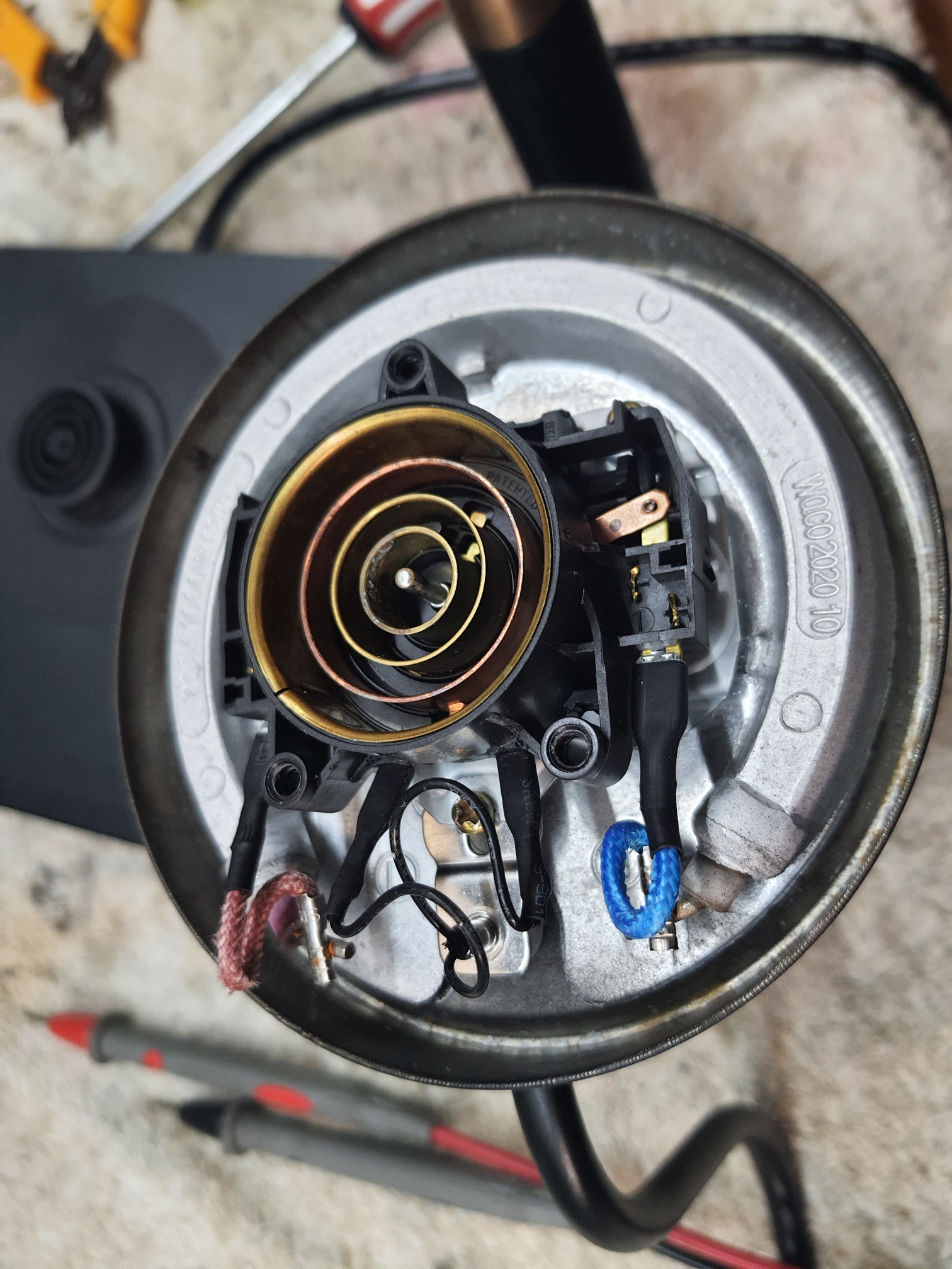 ซ่อมกาไฟฟ้าดริปกาแฟ ยี่ห้อ Timemore รุ่น F09-1000 อาการเปิดไม่ติด