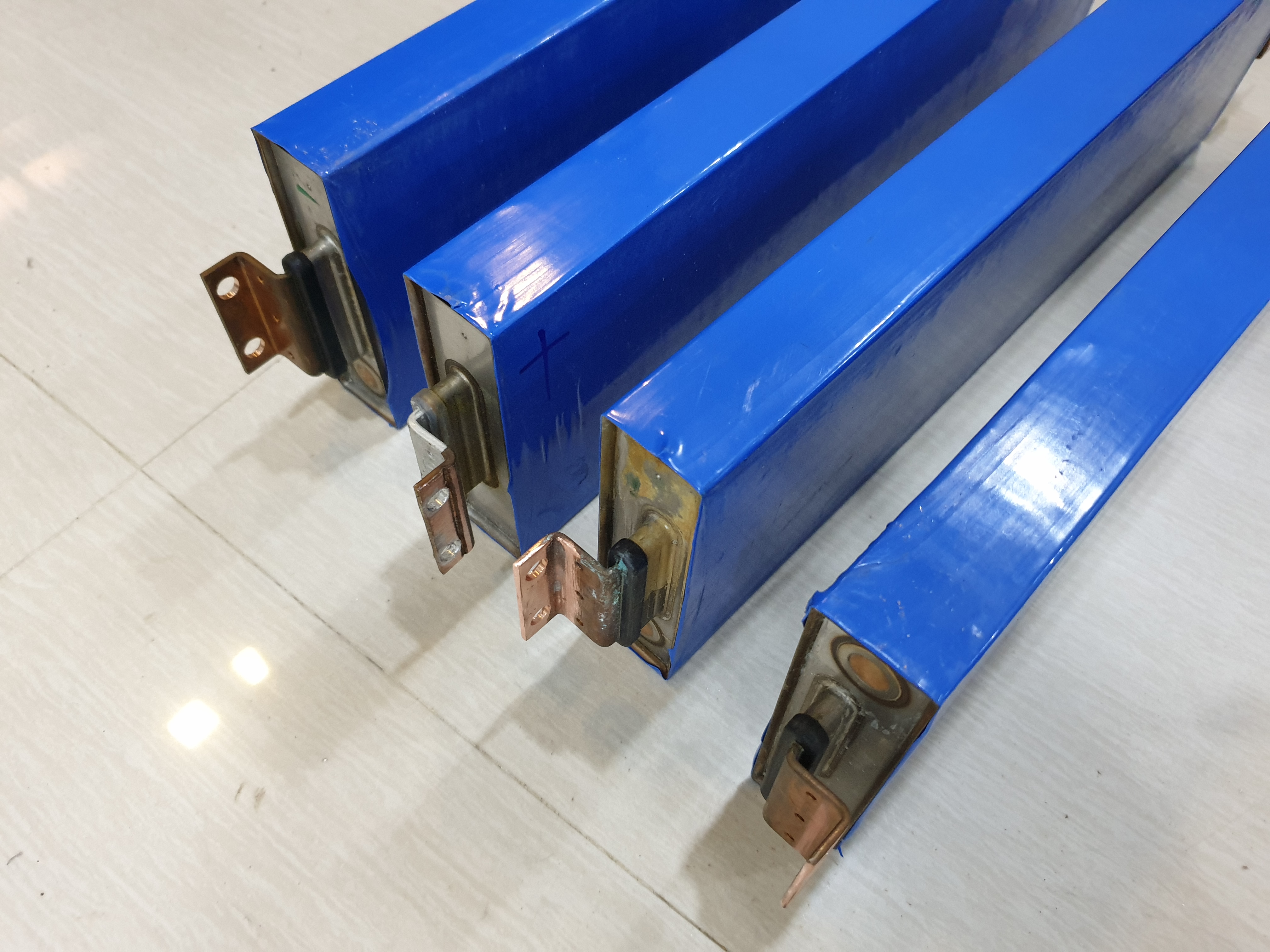 BYD 3.2v 100Ah for ESS , solar energy storage ลิเทียมฟอสเฟส