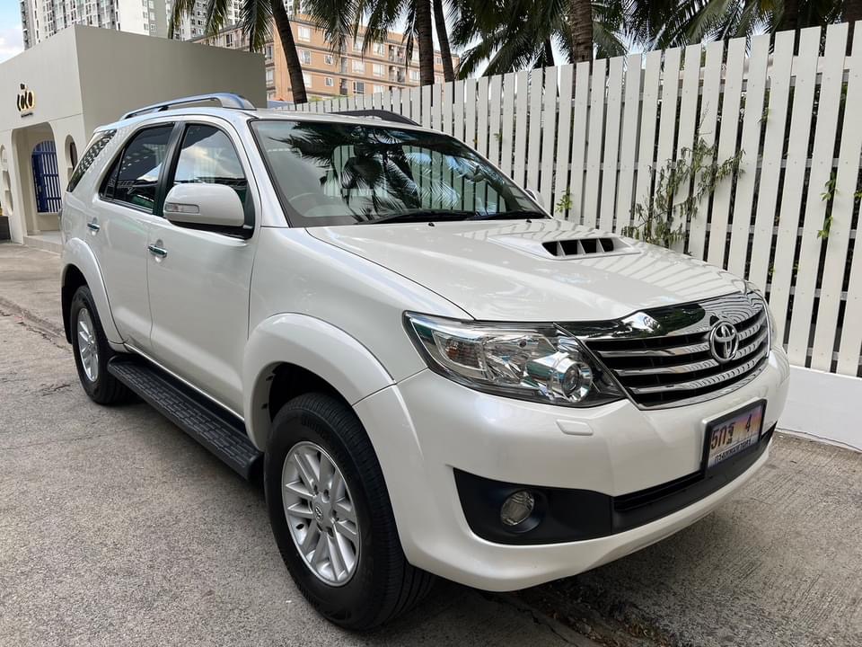 TOYOTA FORTUNER 3.0V D4D VN TURBO 4WD ปี 2012