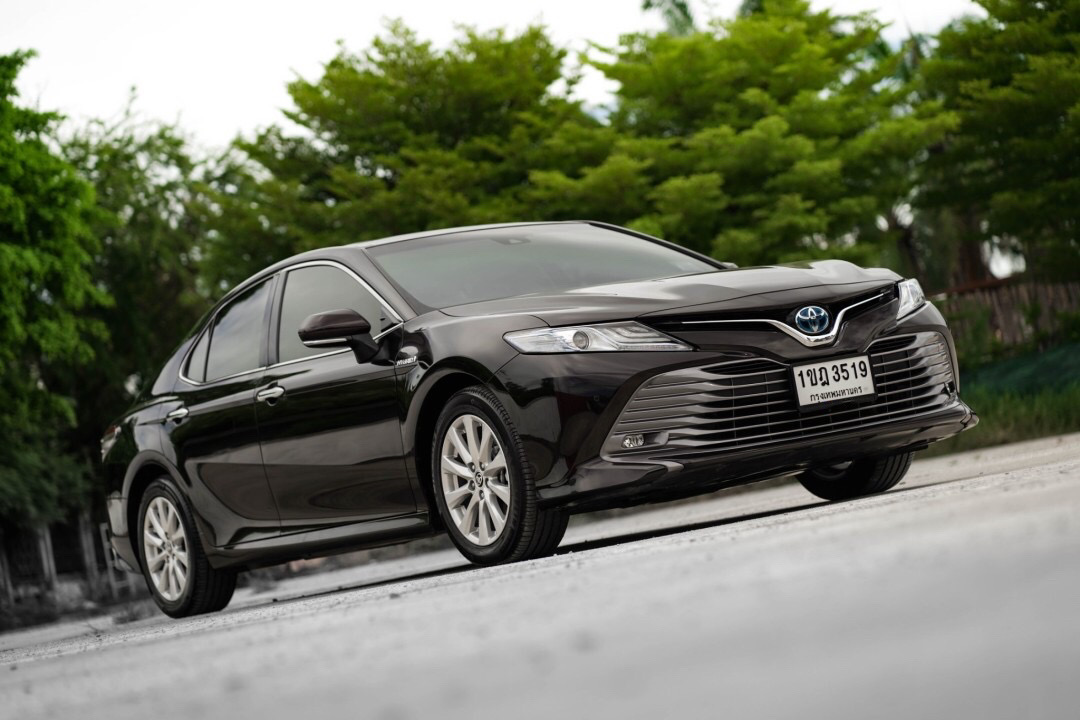 Toyota Camry 2.5 HV Premium E-CVT ปี 2019