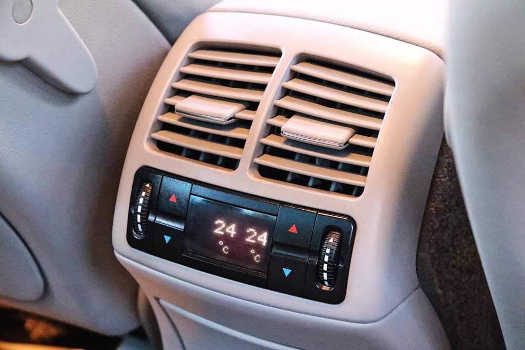 Mercedes Benz E230 Top 2.5 Avantgarde ปี 2009