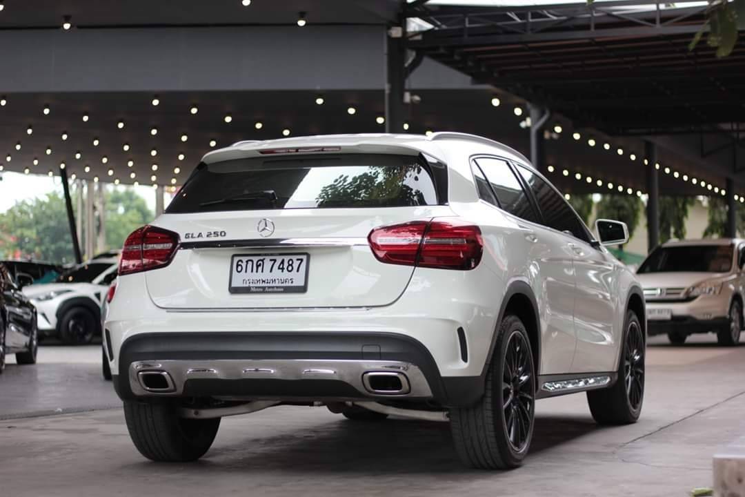 Mercedes-Benz GLA 250 AMG ปี 2017