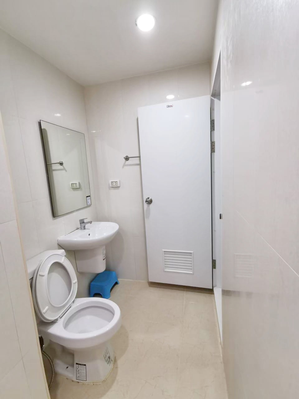 ให้เช่า I condo 1 ศาลายา มีเครื่องซักผ้าให้ ใกล้ ม.มหิดล