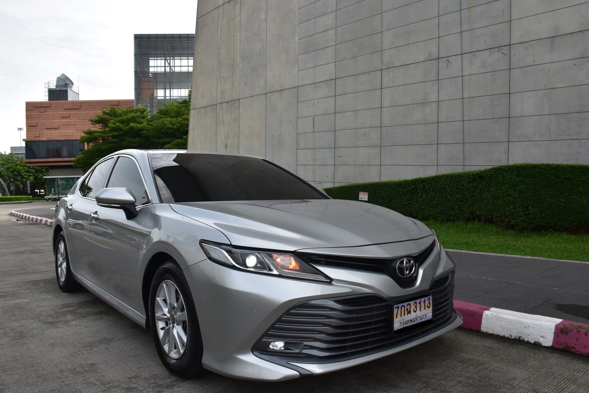 TOYOTA CAMRY 2.0G ปี2021
