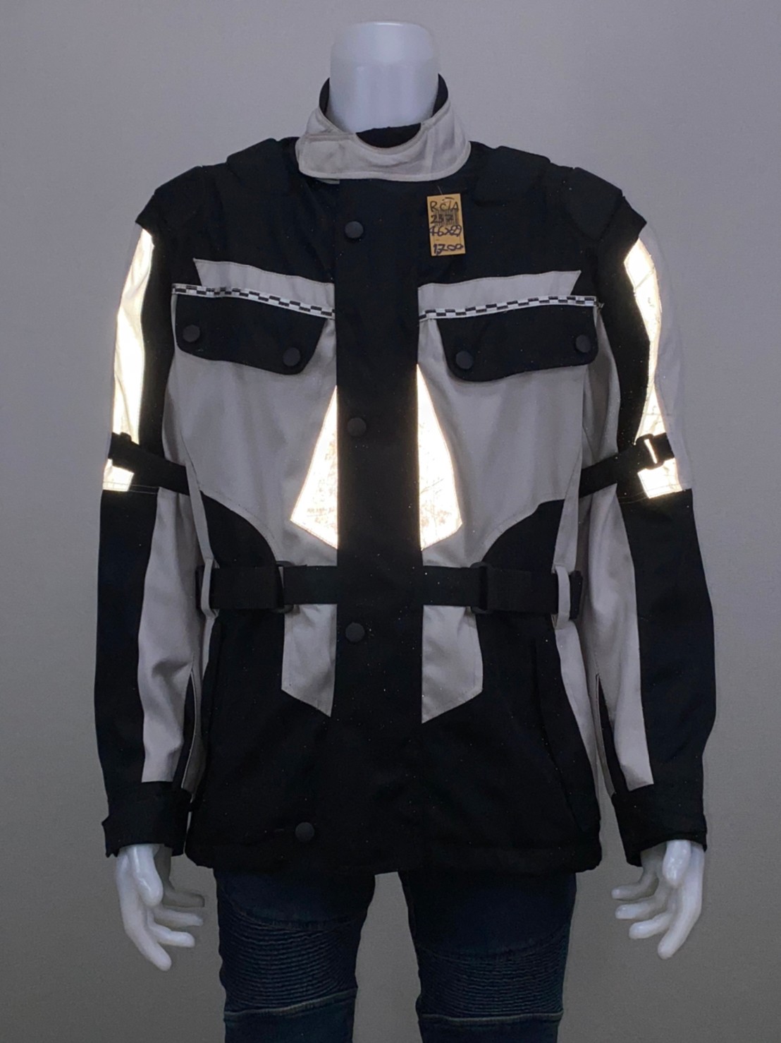 เสื้อขี่มอเตอร์ไซด์( มือสอง) RCTA 237 อก 46" ยาว 29" ยี่ห้อ****