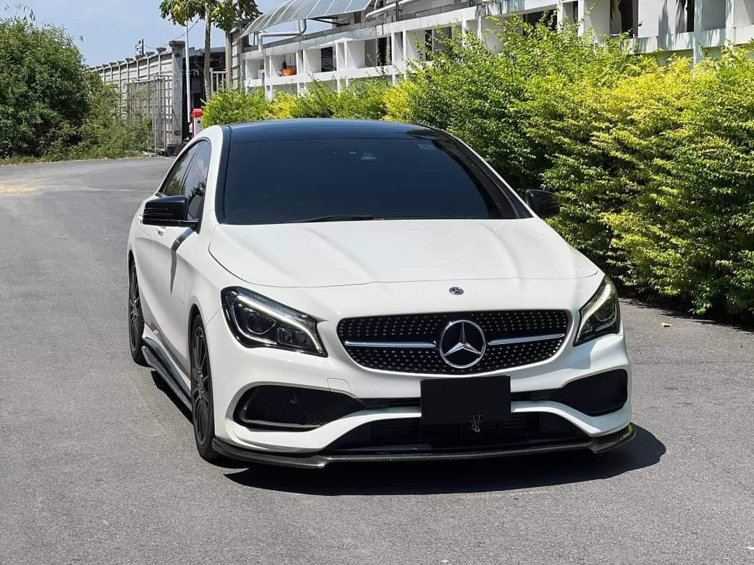 Mercedes Benz CLA250 AMG White Art Edition ปี 2018
