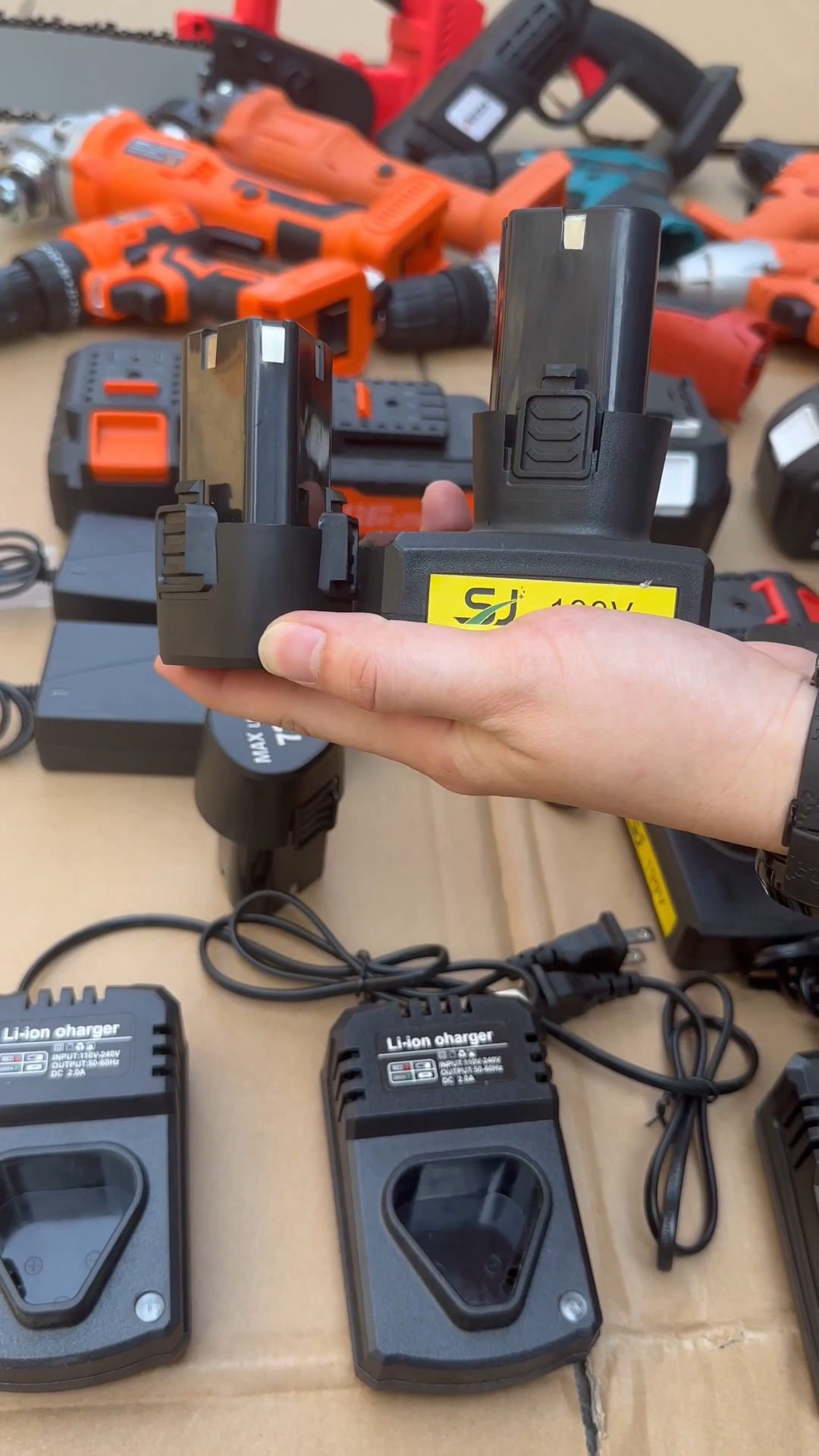 อะไหล่ แบต และ ที่ชาร์จ อุปกรณ์ไร้สาย