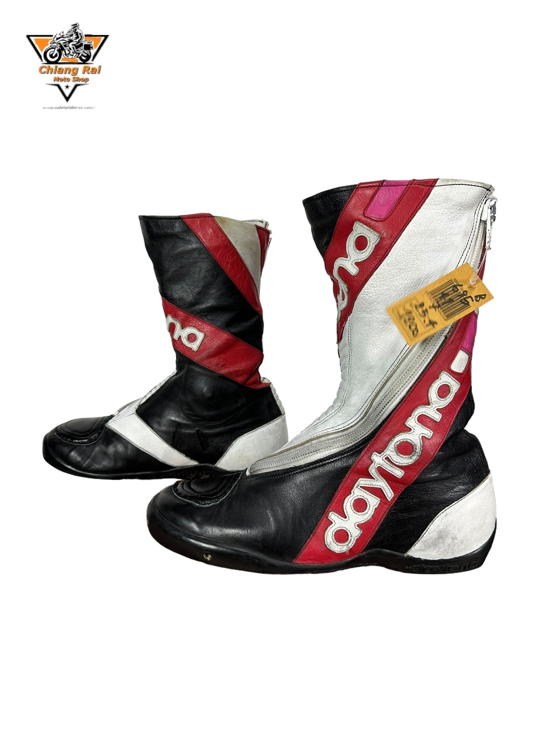 รองเท้าขี่มอเตอร์ไซด์( มือสอง) RCBS-695 Size ขนาดจากป้าย 41:EUR / 7:UK / 25.4:Cm.(daytona)