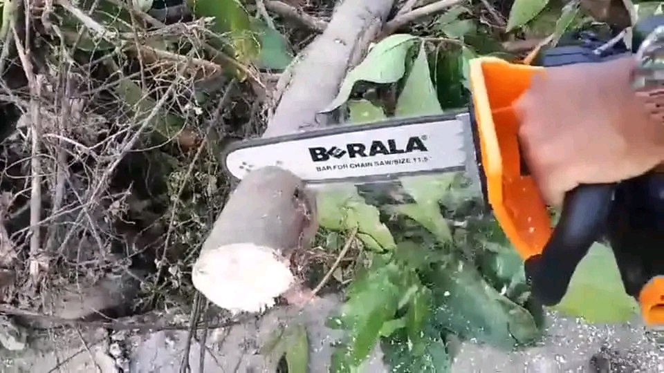 เลื่อยไฟฟ้า ยี่ห้อ BERALA 11.5 นิ้ว รุ่น BL-8115