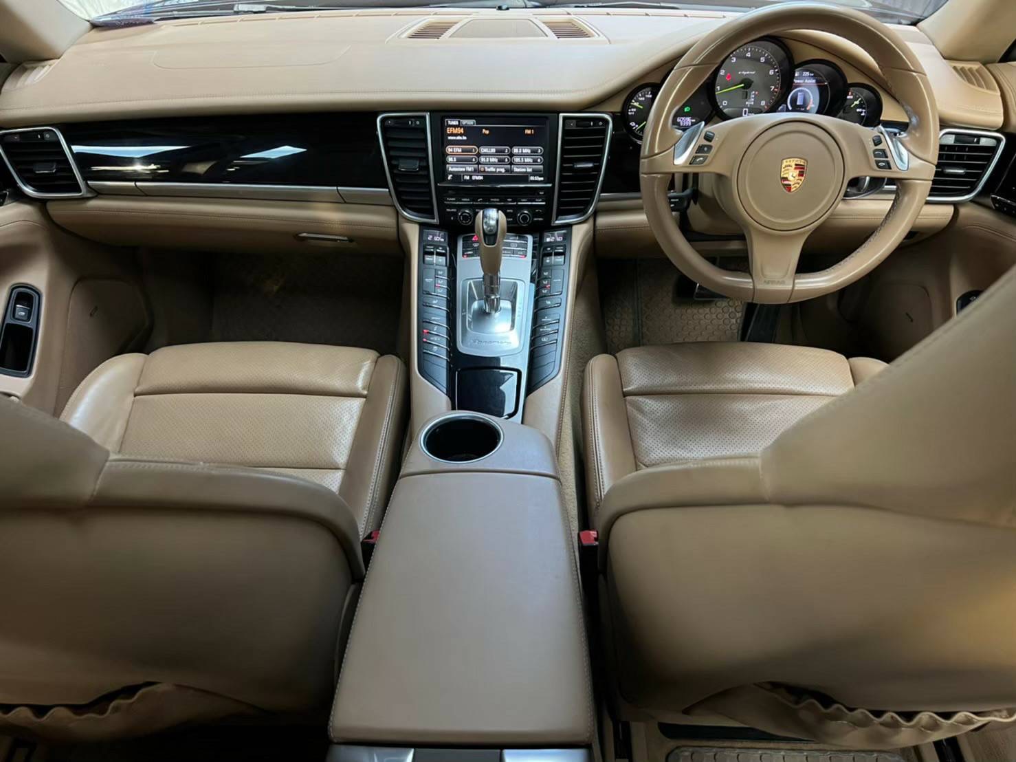 Porsche Panamera 3.0 TOP ปี2015