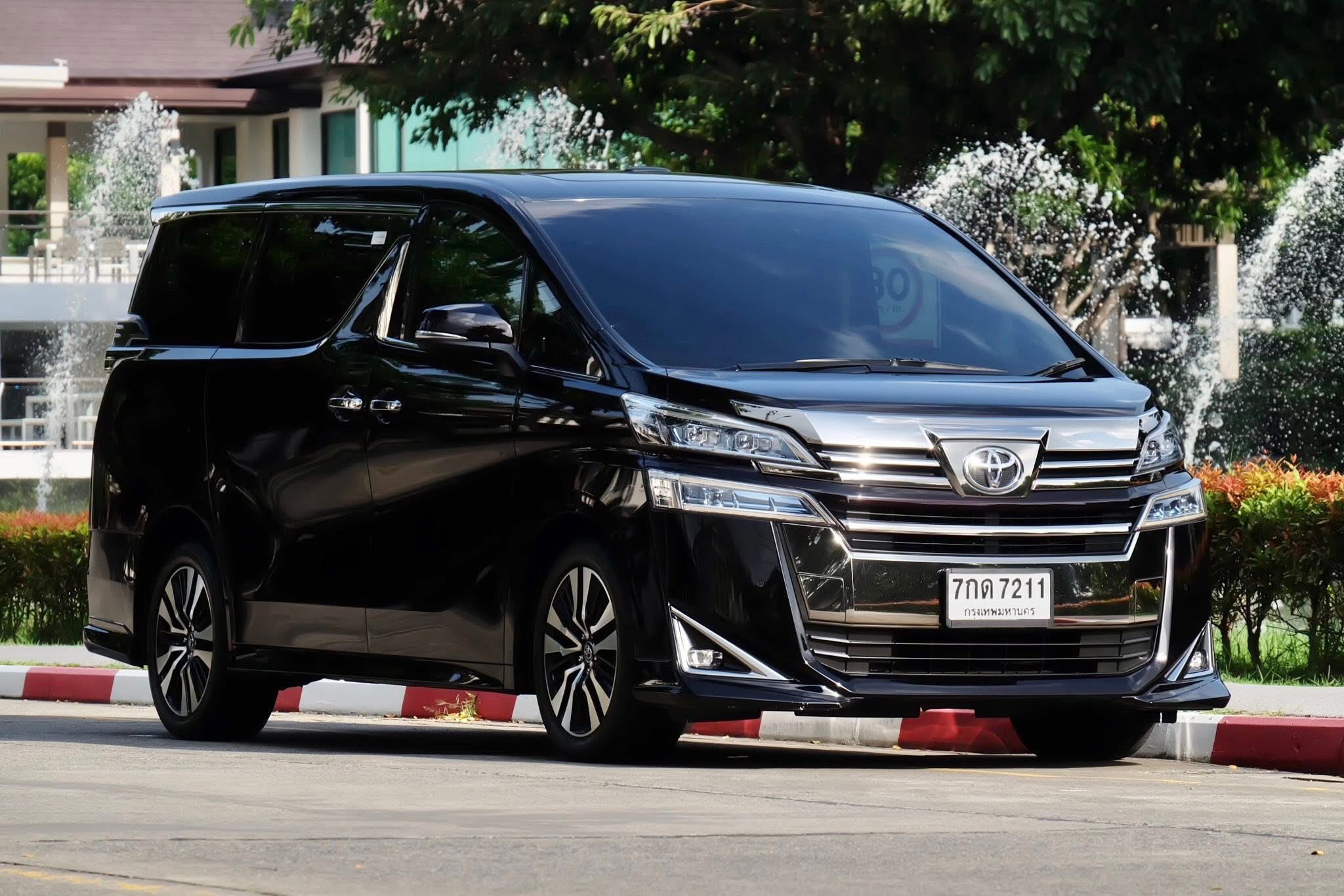 Toyota Vellfire 2.5 CVT Minorchange ปี 2018