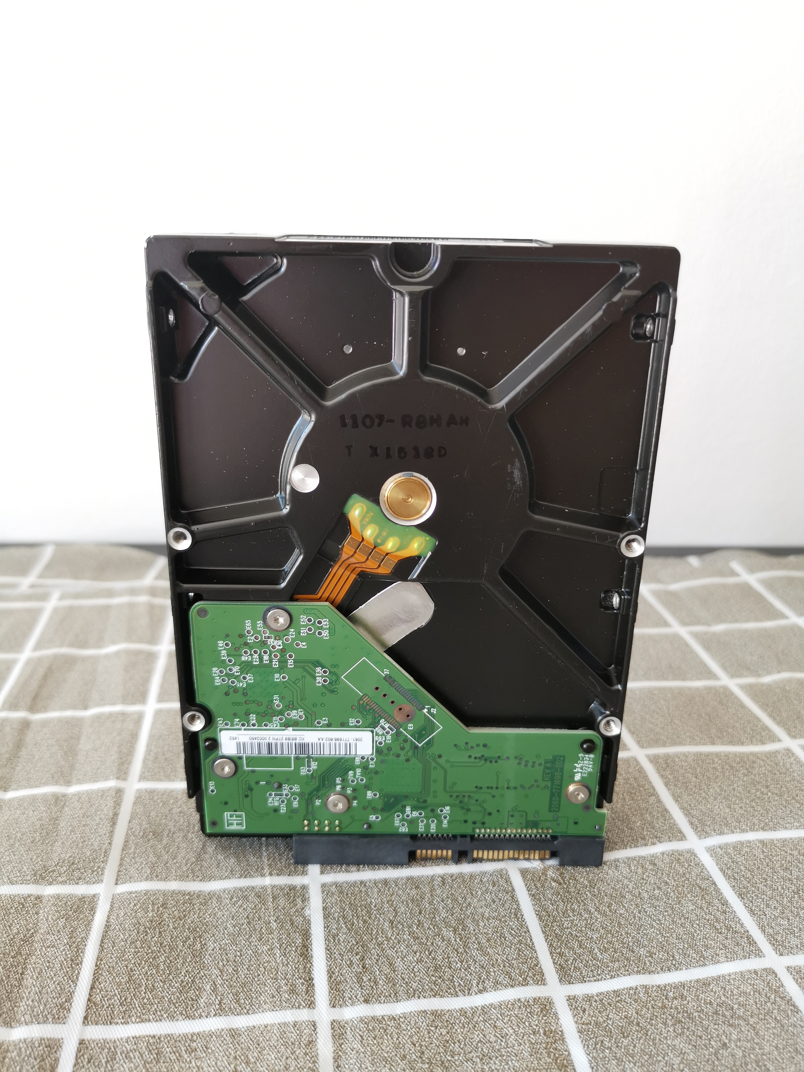 HDD Samsung, WD Green, Seagate 2.0 TB