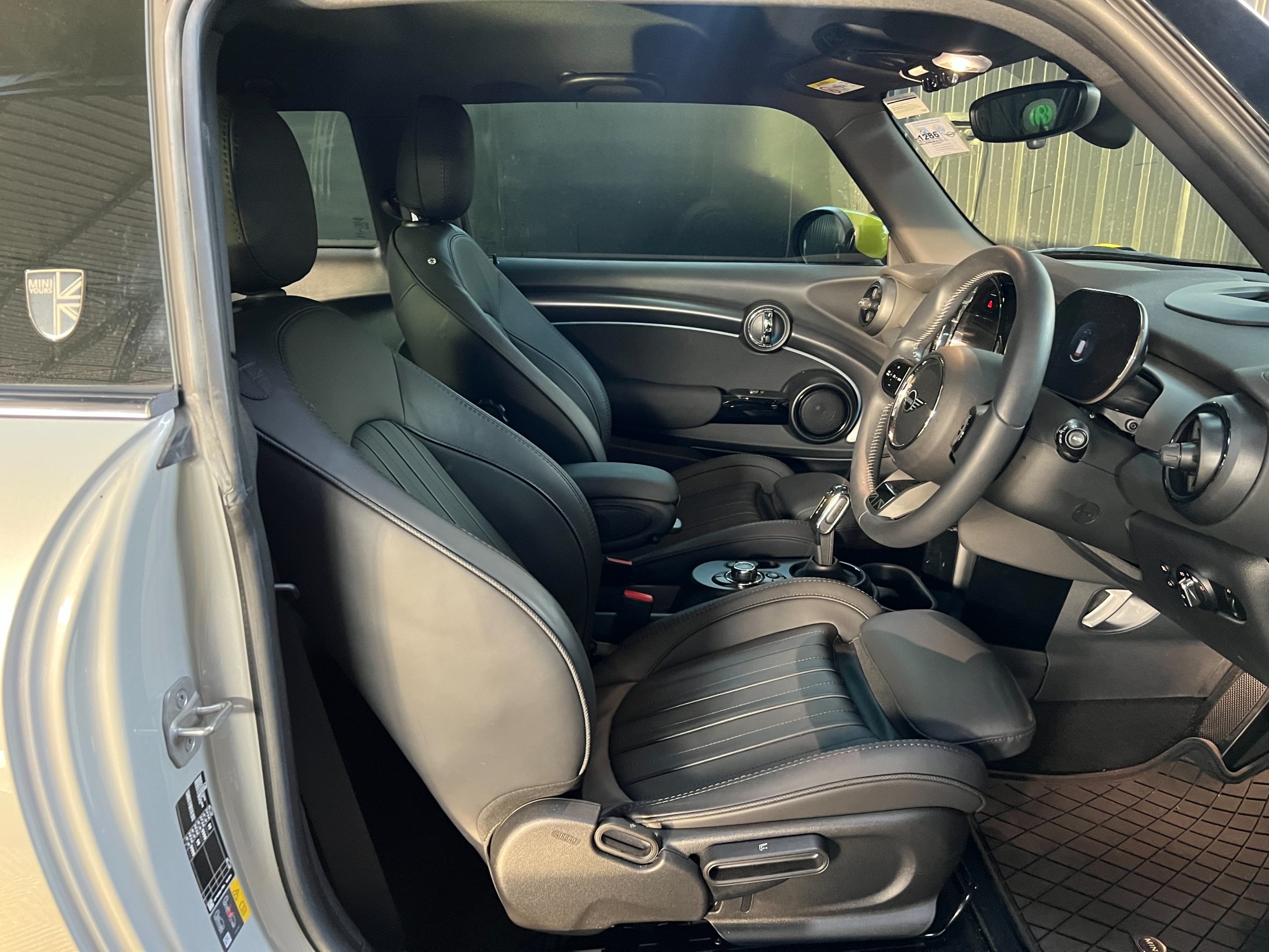 Mini cooper SE Hatch ปี 2022
