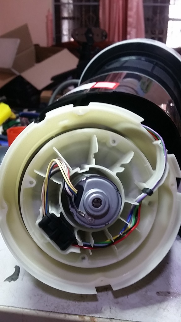 ซ่อมเครื่องฟอกอากาศ ยี่ห้อ Dyson รุ่น AM11 อาการซ๊อตเปิดไม่ติด