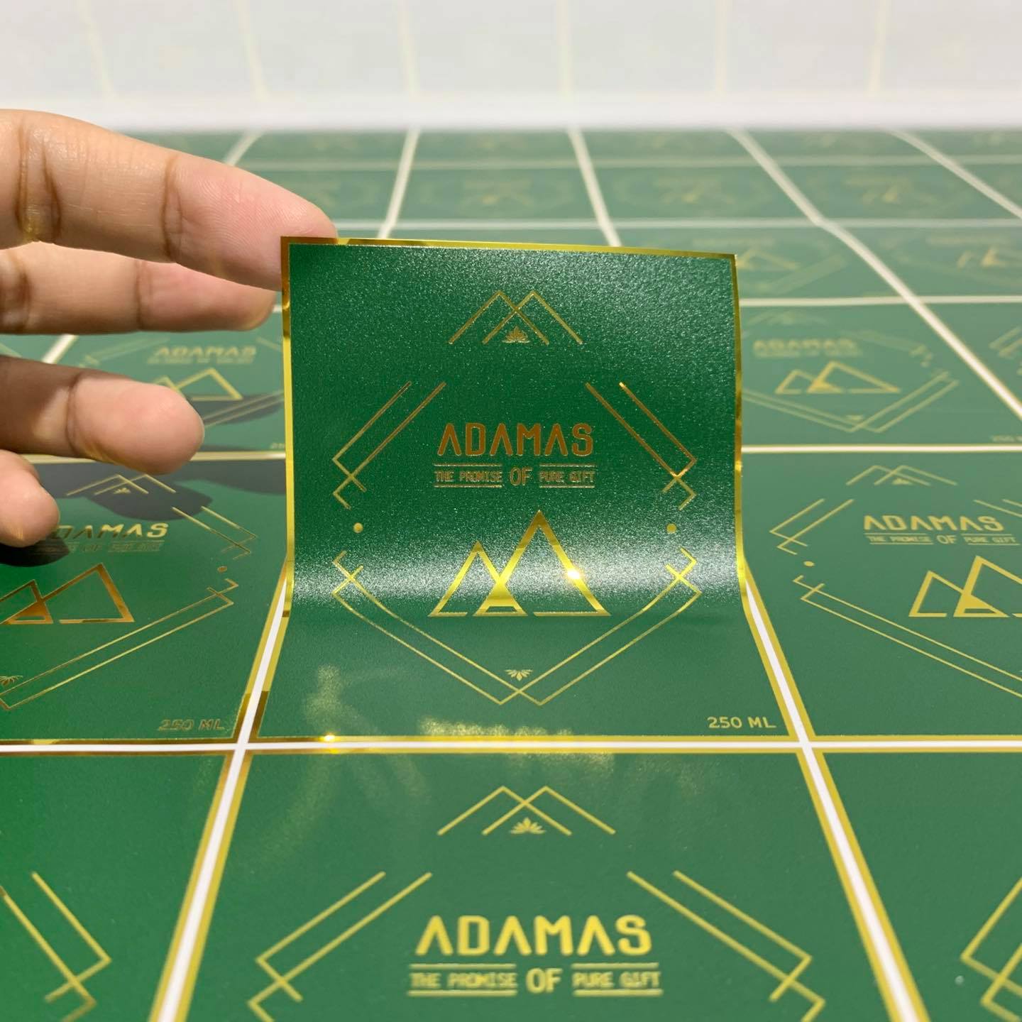 สติ๊กเกอร์ฉลากสินค้าฟรอยทอง ฟอยล์