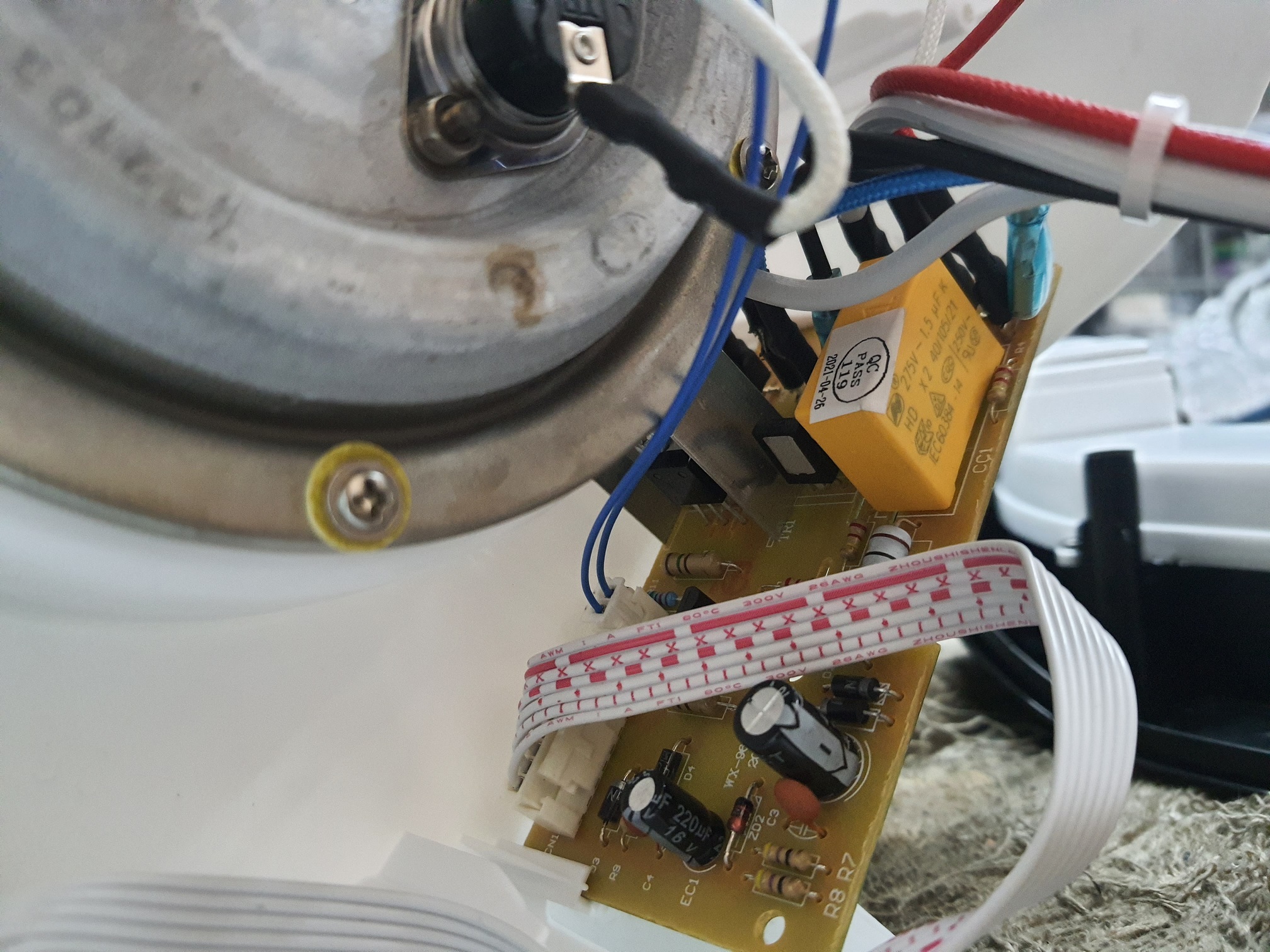 ซ่อมเครื่องอบฆ่าเชื้อขวดนม ยี่ห้อ Baby Brezza รุ่น BRZ0098 อาการเครื่องเปิดไม่ติด