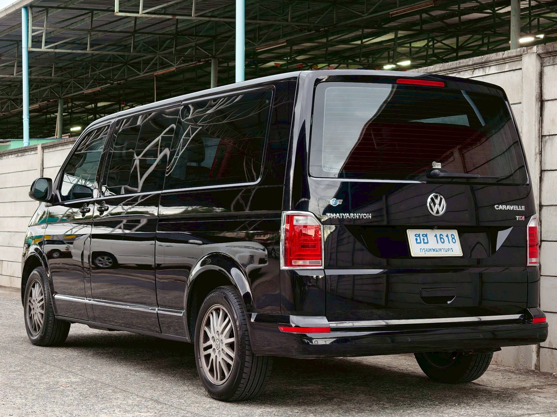 Volk Caravelle Comfortline ii T6 ปี 2018