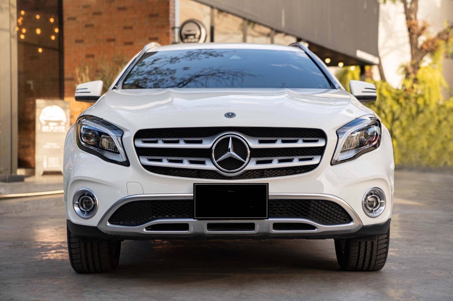 MercedesBenz GLA200 URBAN Cirrcus White W156 ปี 2020