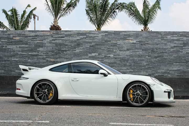 PORSCHE 911 GT-3 ปี 2015