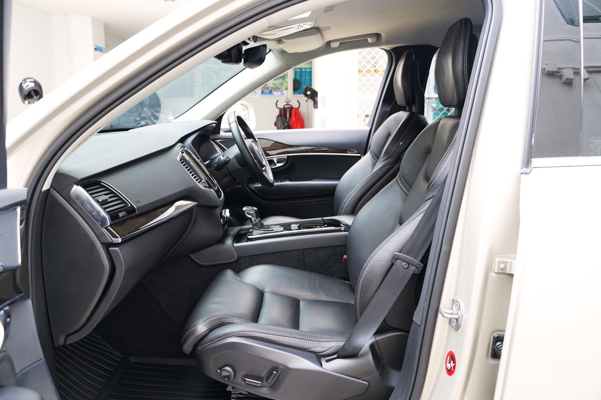 Volvo XC90 D5 AWD Momentum ปี 2018