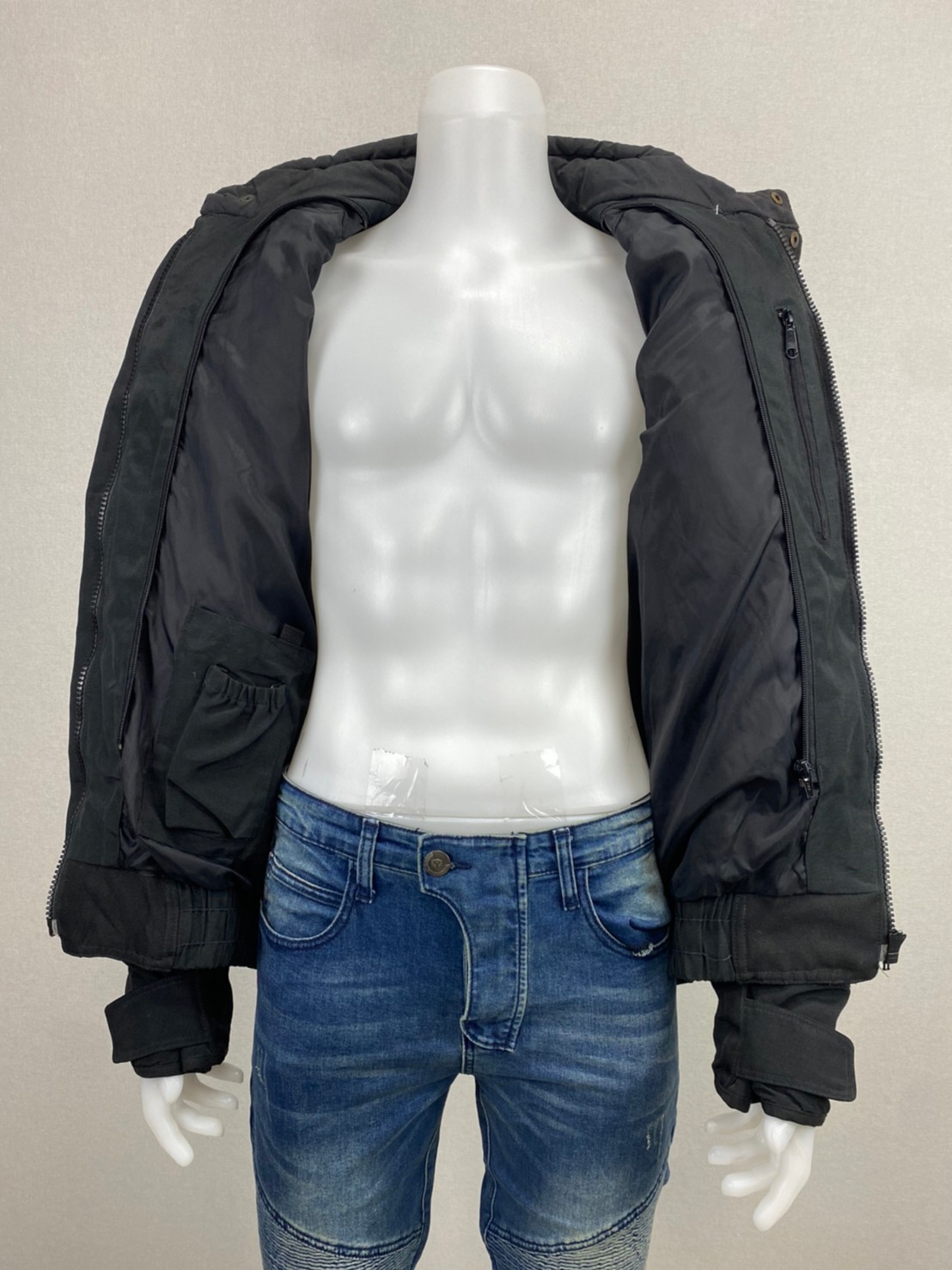 เสื้อขี่มอเตอร์ไซด์( มือสอง) RCS 768: อก 54" ยาว 27" ** FURYGAN** (ไม่มีการ์ดหลัง)