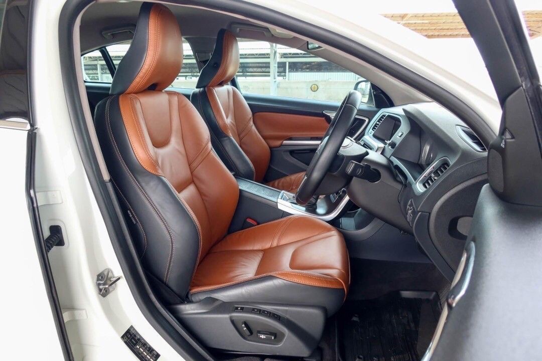 VOLVO S60 T4F Minorchange ปี 2014