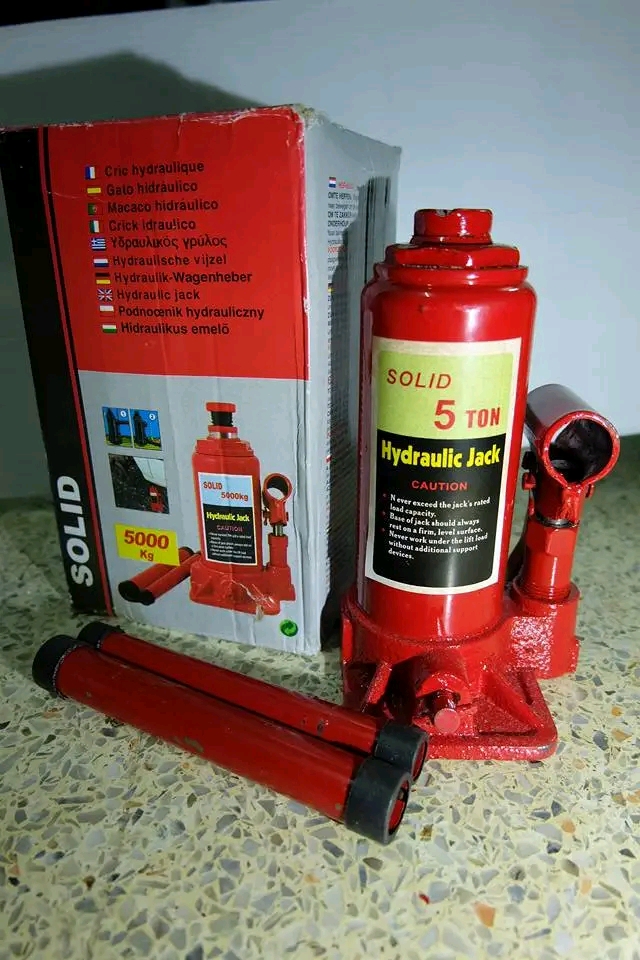 แม่แรงกระปุก ขนาด 5 ตัน รุ่น 2 ชั้น ยี่ห้อ Solid