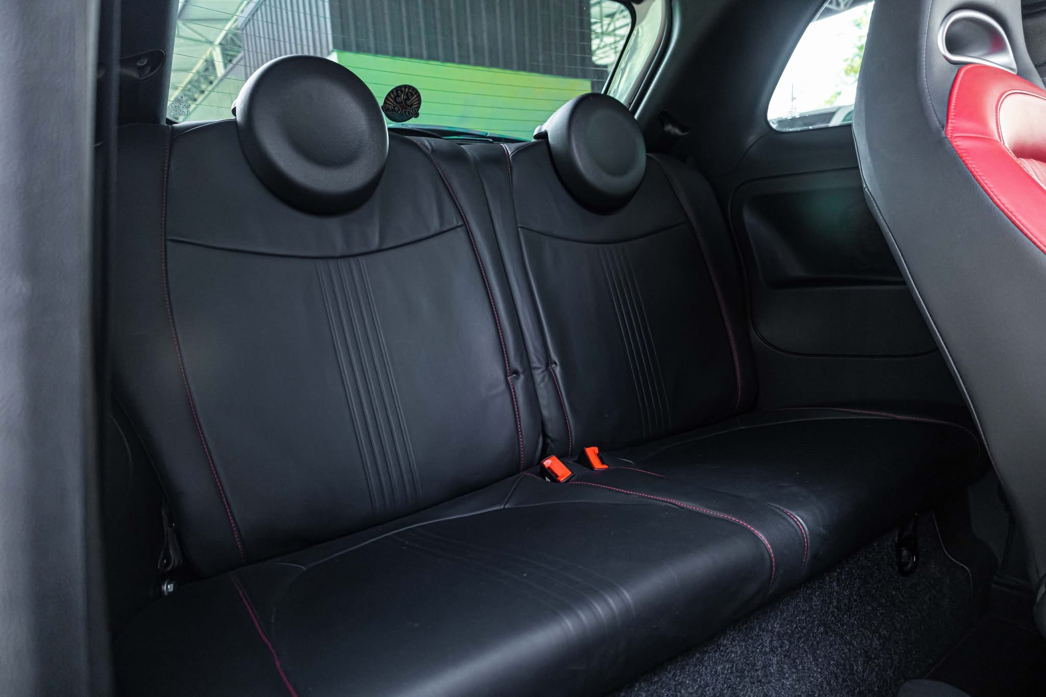 FIAT ABARTH ESSEESSE ปี 2011
