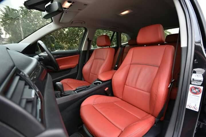 BMW X1 sDrive 18i Lci ปี 2013 พวงมาลัยเบา