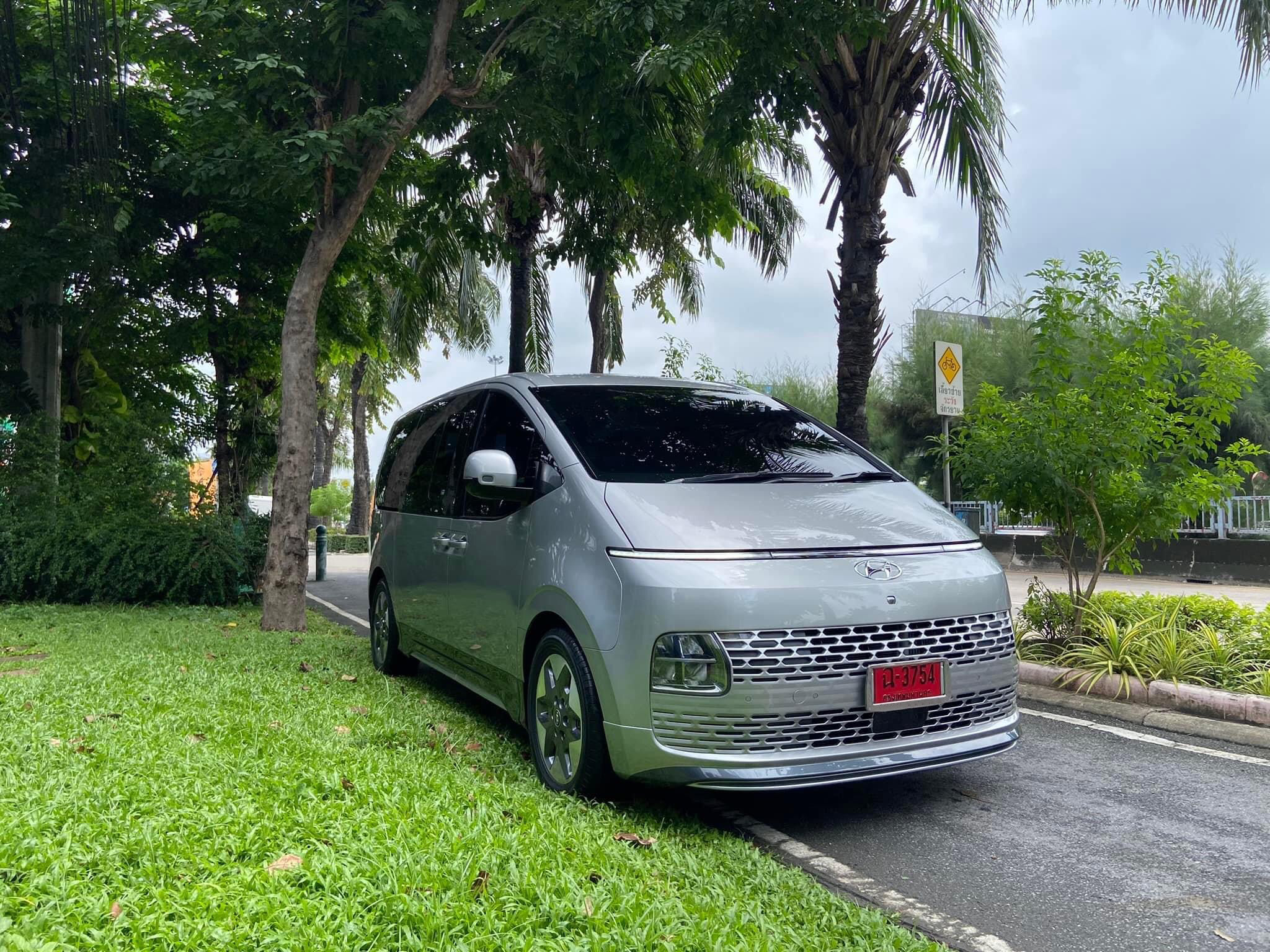 Hyundai Staria 2.2 Diesel Turbo SEL ปี 2021