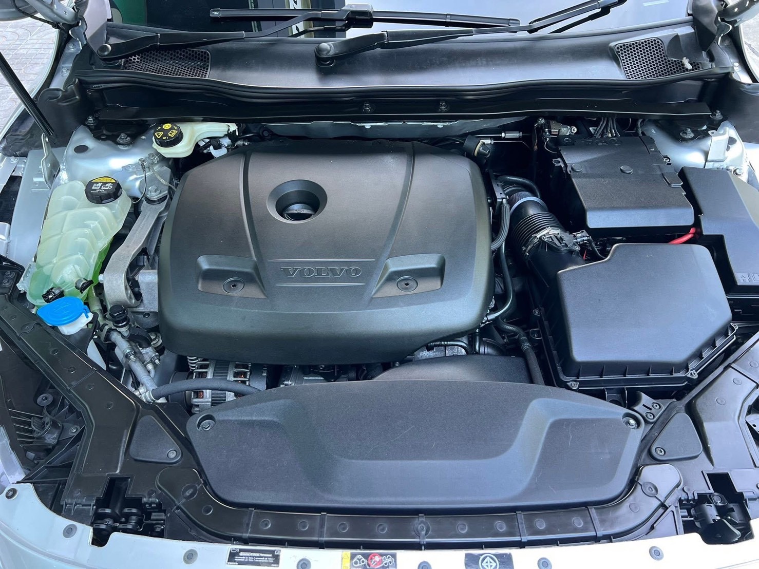 VOLVO V40 T4 ปี 2017
