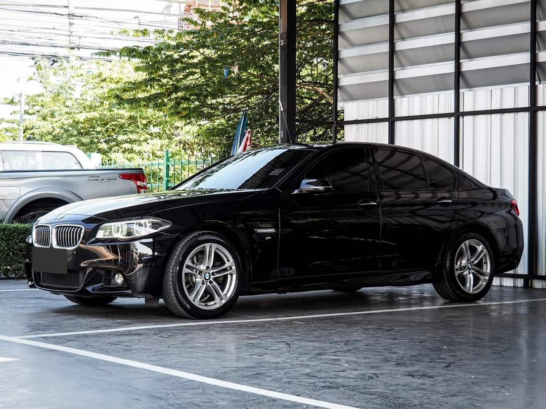 BMW 528i M Sport LCI ปี 2015 สีดำ