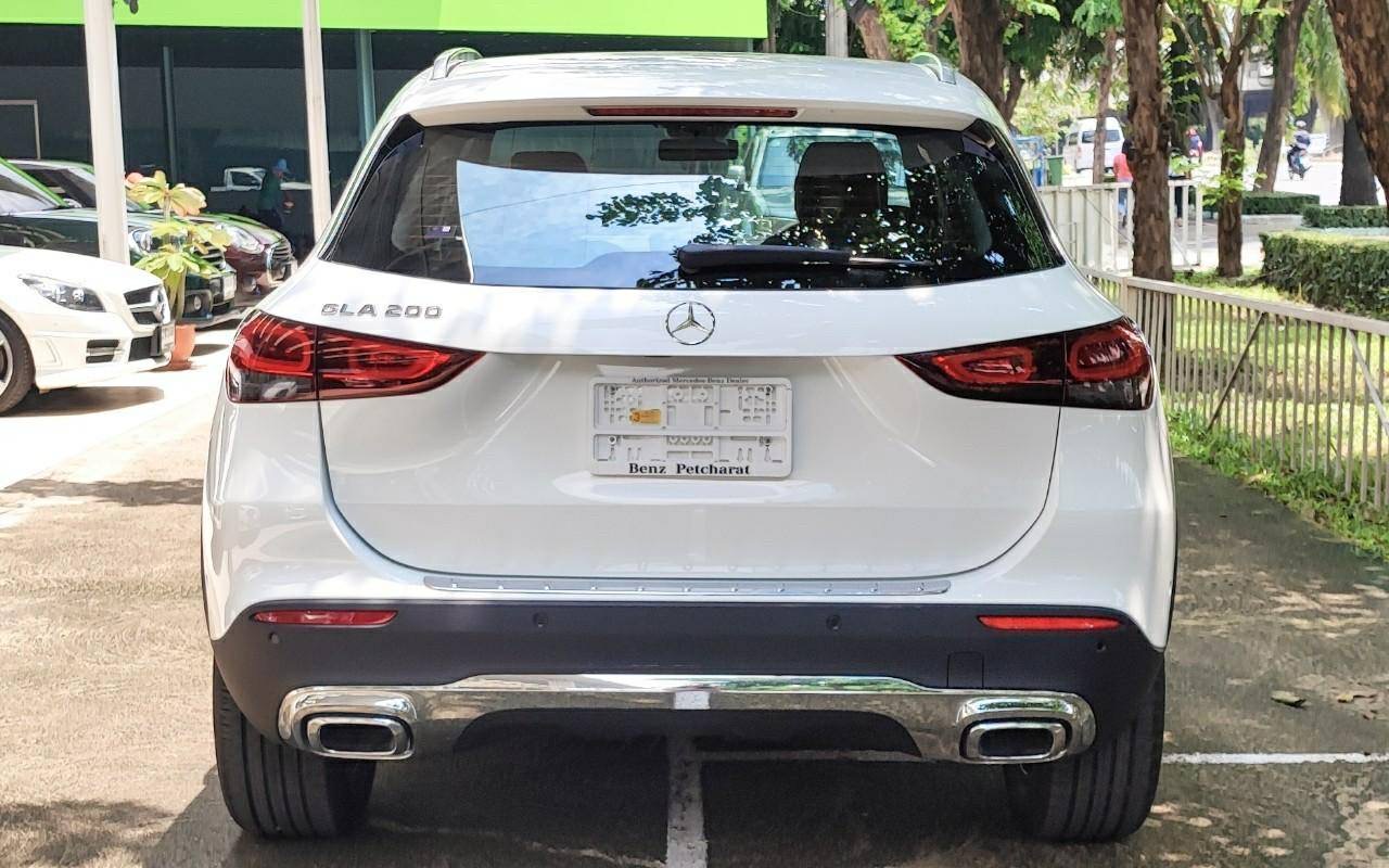 MERCEDES BENZ GLA 200 Progressive ปี2022