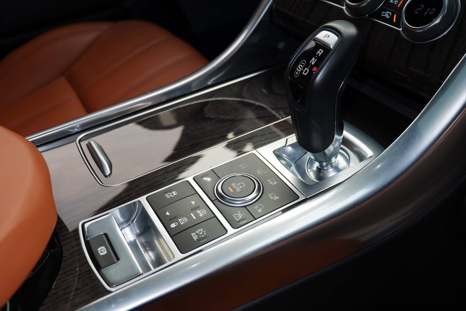 RANGEROVER SPORT 3.0 SDV6 HSE ปี 2014