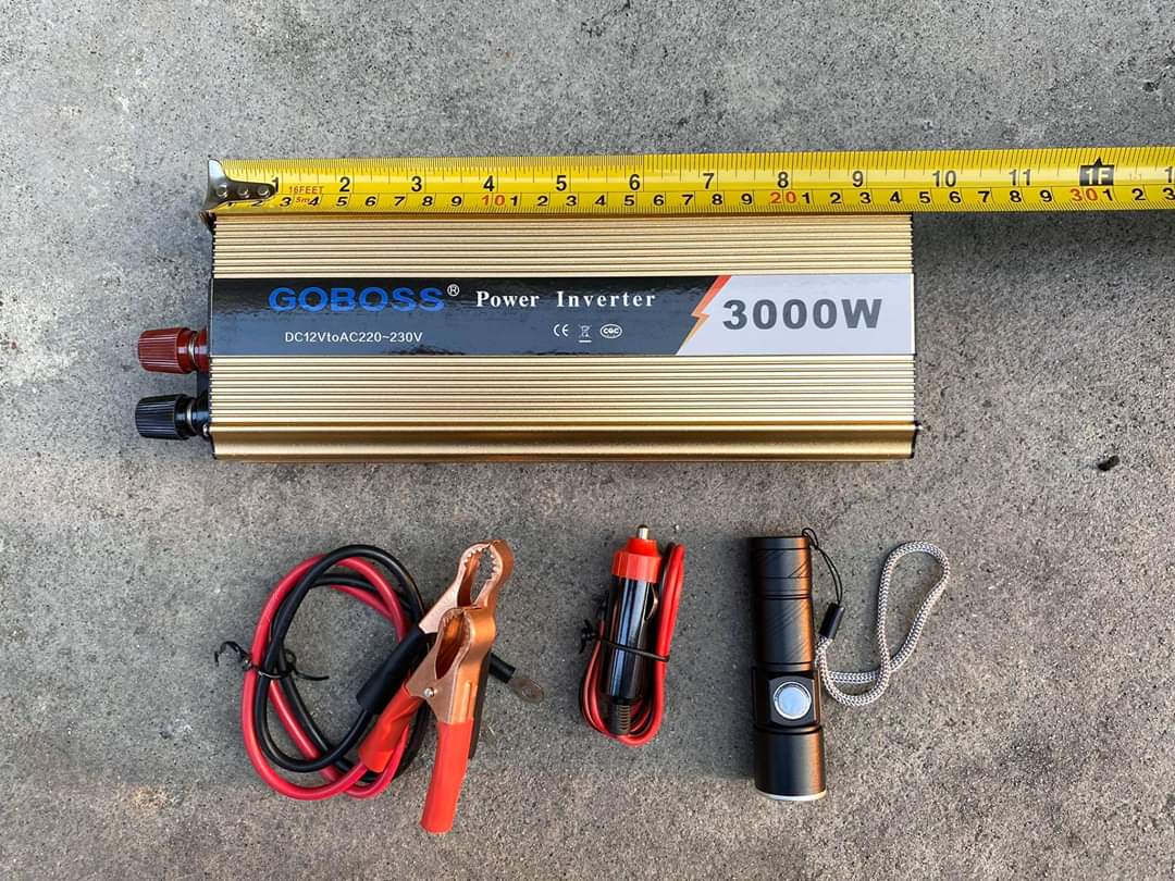 อินเวอร์เตอร์ แปลงไฟ 12V เป็น 220V ขนาด 3,000W ยี่ห้อ Goboss สีทอง