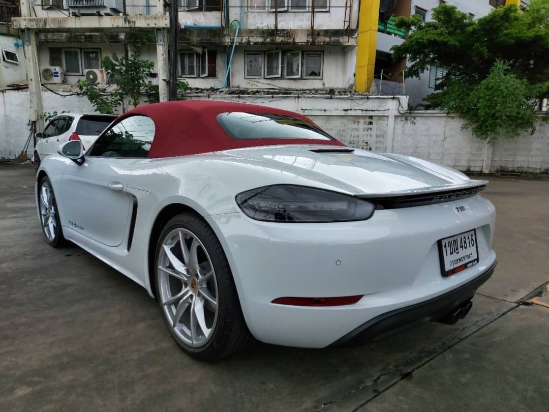 Porsche Boxster 718 ปี 2018