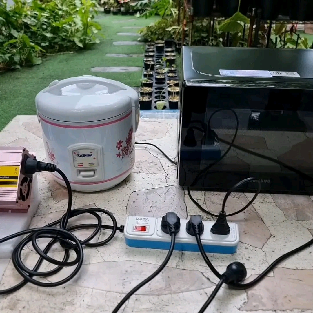 ตัวแปลงไฟ 12V เป็นไฟบ้าน 220V ขนาด 3,000W ยี่ห้อ WE POWER MAX