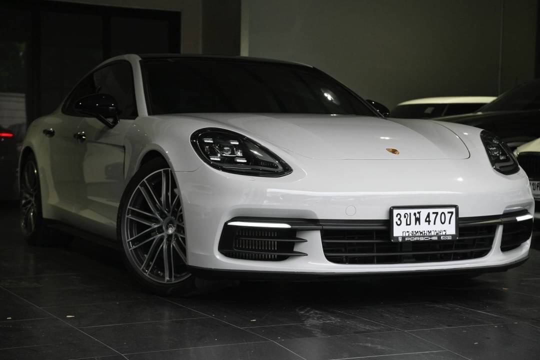 Porsche Panamera 4 E hybrid ปี 2018