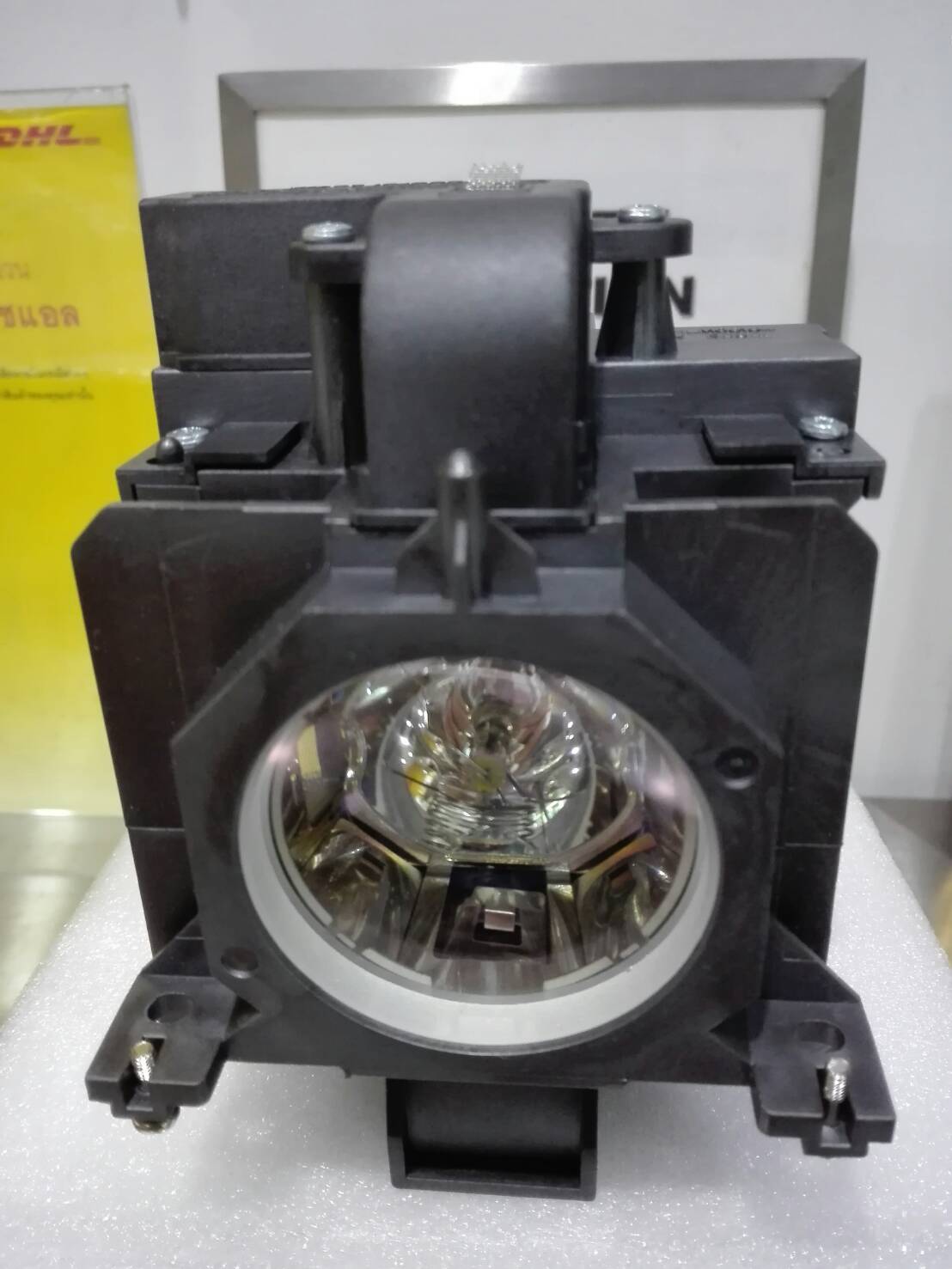 หลอดโปรเจคเตอร์ Panasonic PT-EX600 – คุณภาพสูง คมชัด ทนทาน ราคาถูก