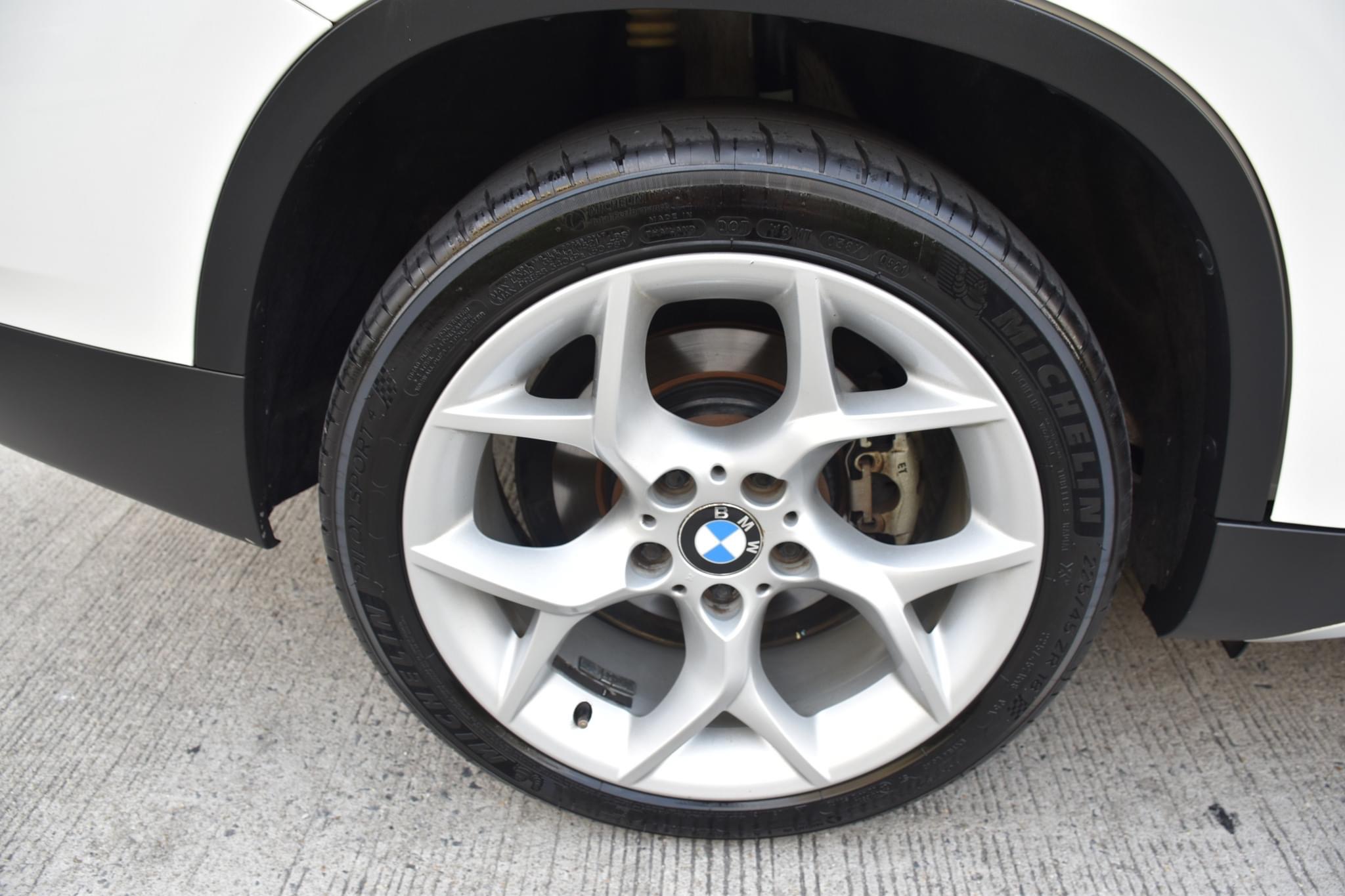 BMW X1 SDRIVE18i XLINE LCI ปี2014