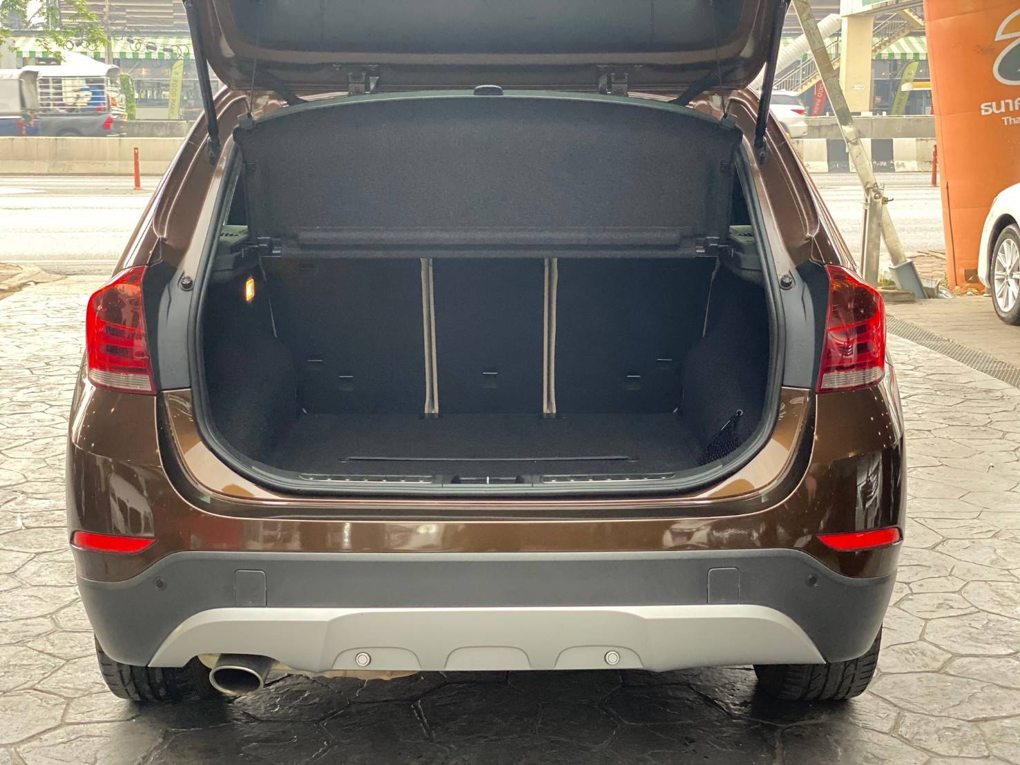 BMW X1 SDRIVE 18I XLINE ปี 2014 จด 16