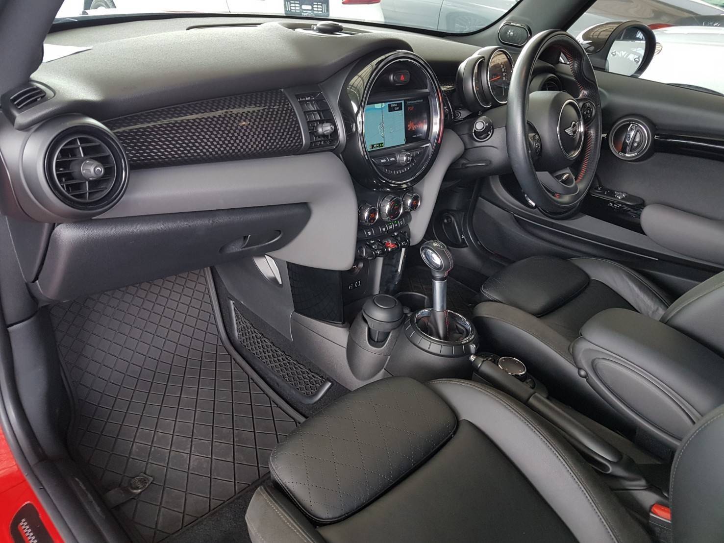 Mini Cooper S RHD john ปี 2015