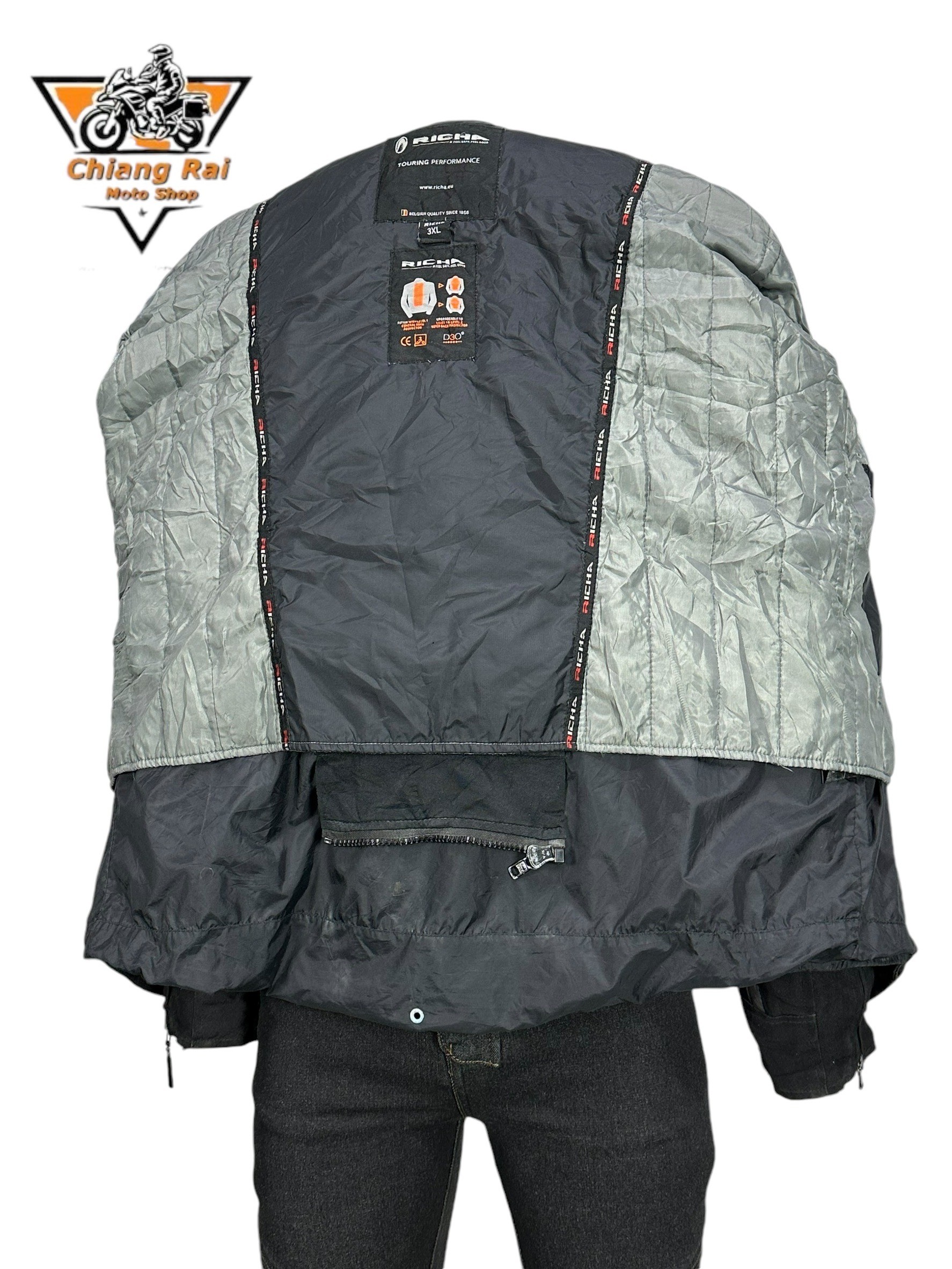 เสื้อขี่มอเตอร์ไซด์( มือสอง) RCTA 678 อก 50" ยาว 26"(XL) **RIC-HA**