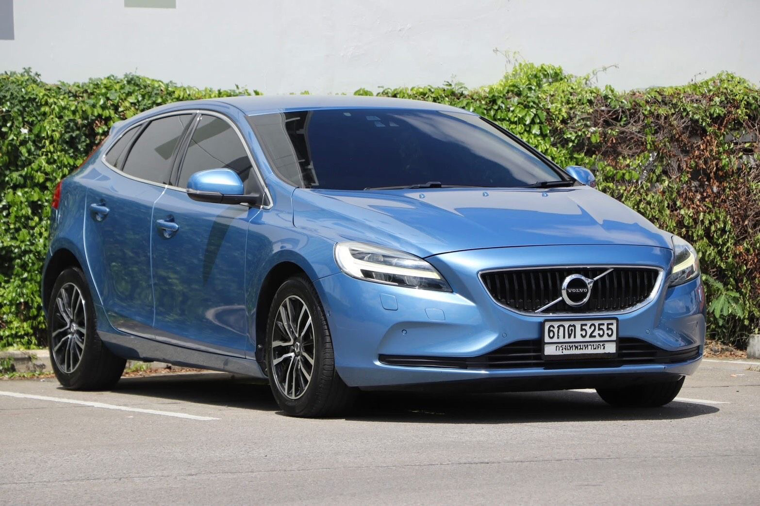 VOLVO V40 2.0 T4 ปี2017