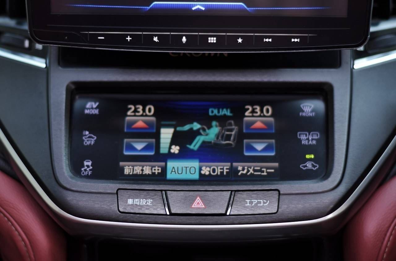 Toyota Crown 2.5 Athlete S ปี 2014