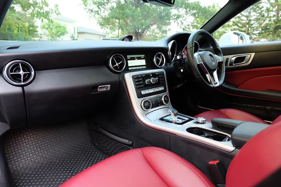 Mercedes Benz SLK200 AMG 9 Speed ปี 2016